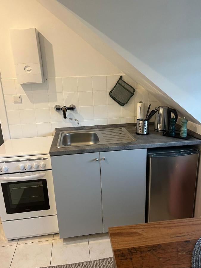 25 Qm Ferienwohnung Neuss Furth מראה חיצוני תמונה